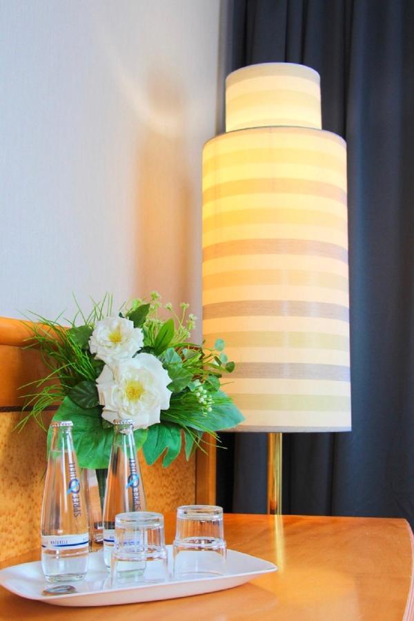 Parkhotel Viktoria Velten Luaran gambar