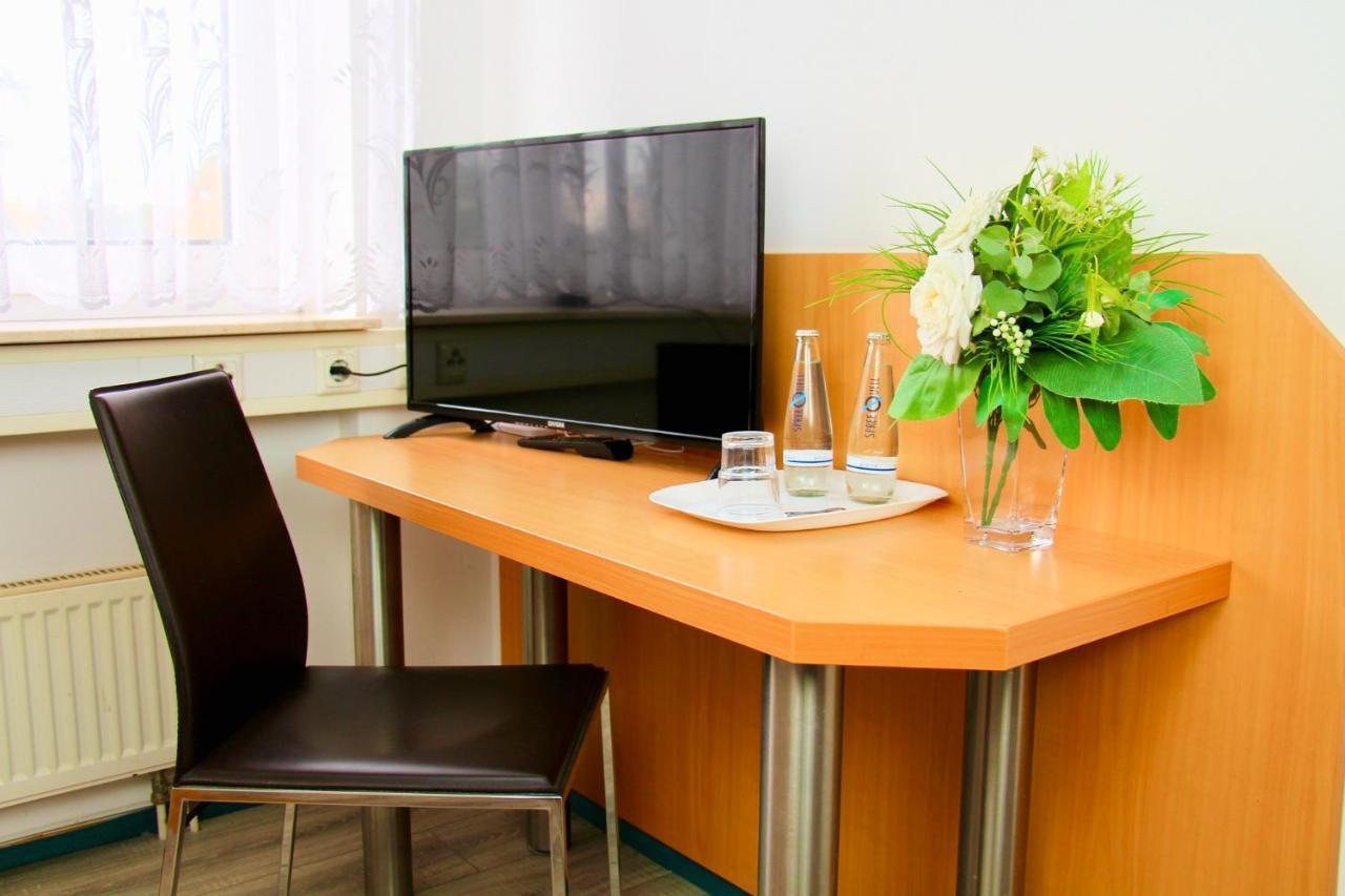 Parkhotel Viktoria Velten Luaran gambar