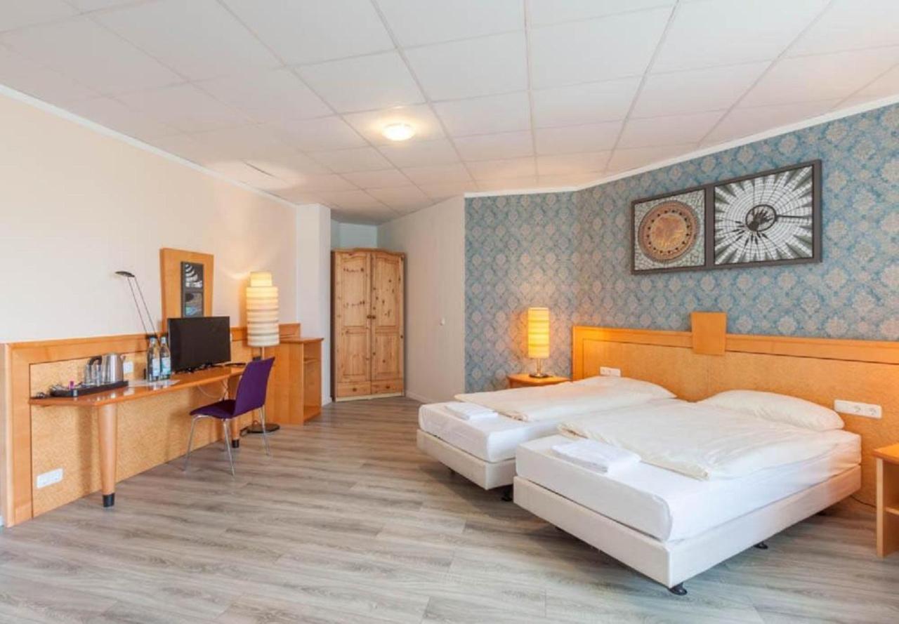 Parkhotel Viktoria Velten Bilik gambar